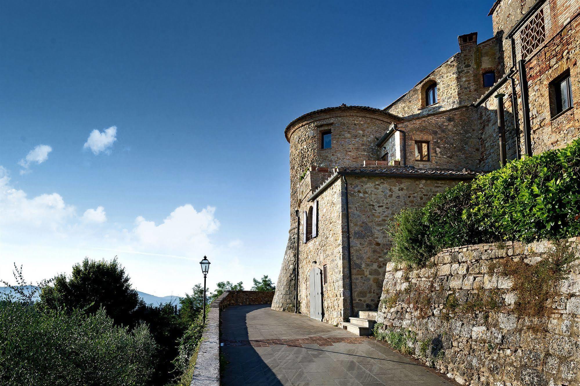 Torre Dei Serviti Siena Exterior foto
